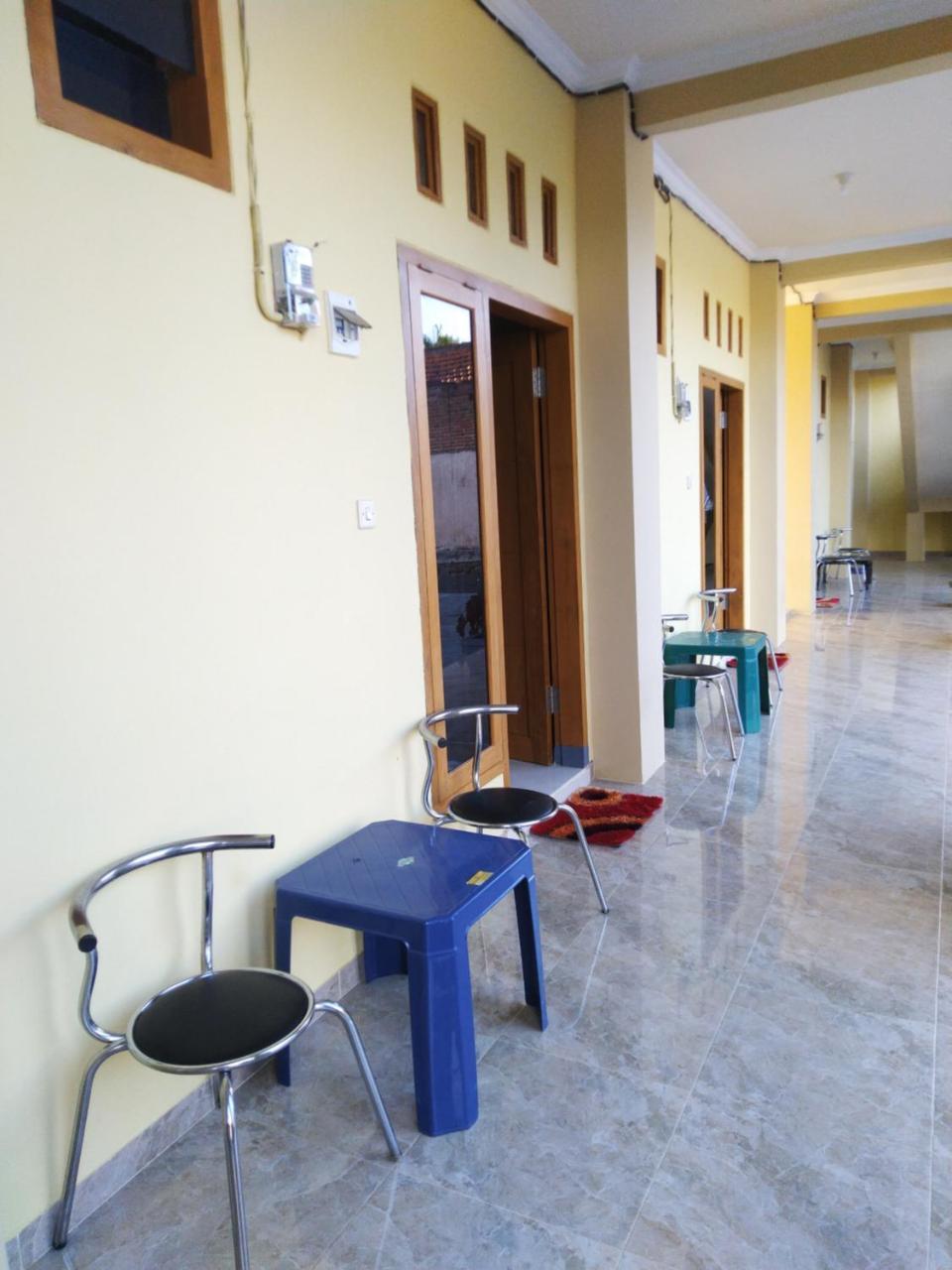 R3 Brawijaya Homestay Banyuwangi  Eksteriør billede