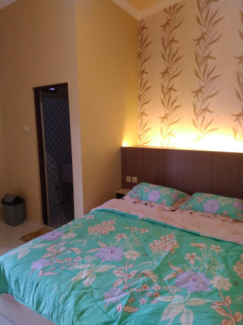 R3 Brawijaya Homestay Banyuwangi  Eksteriør billede