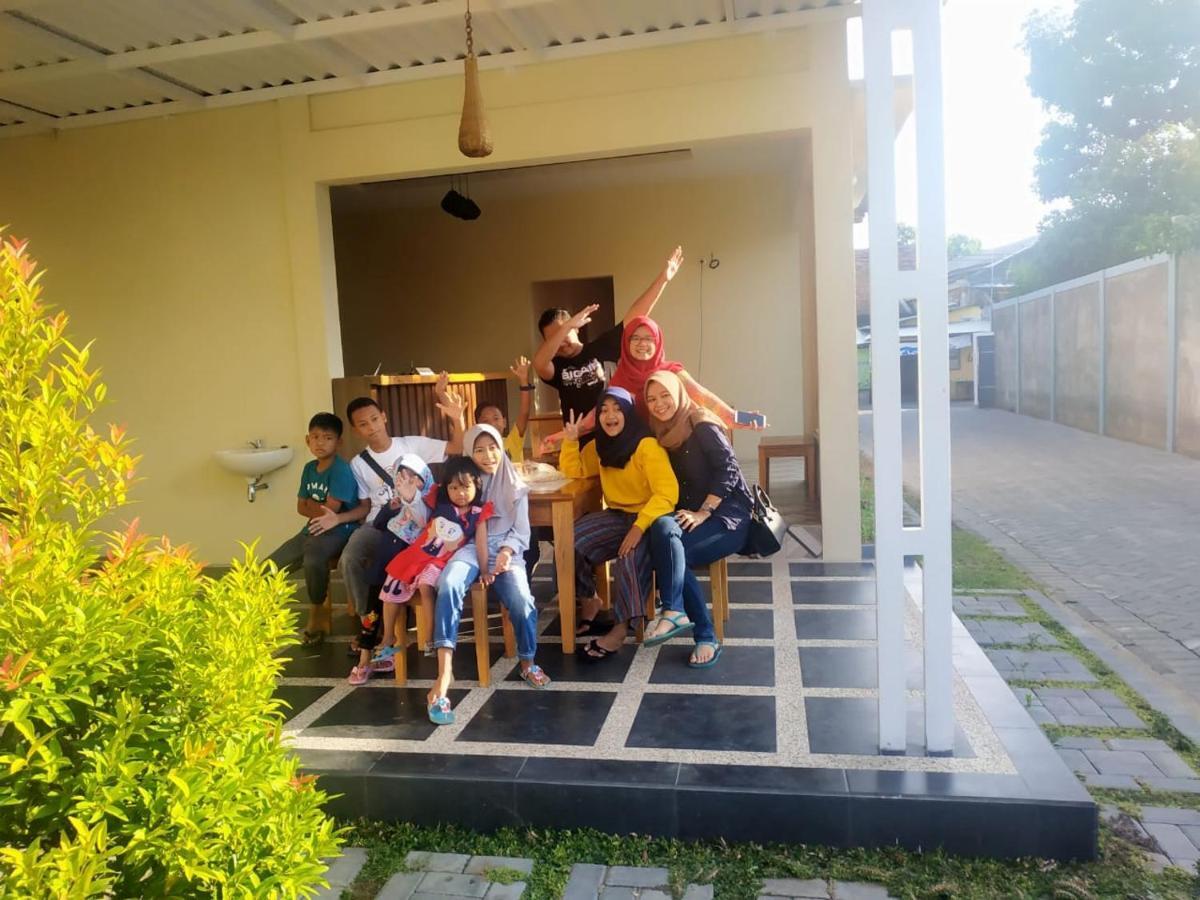 R3 Brawijaya Homestay Banyuwangi  Eksteriør billede